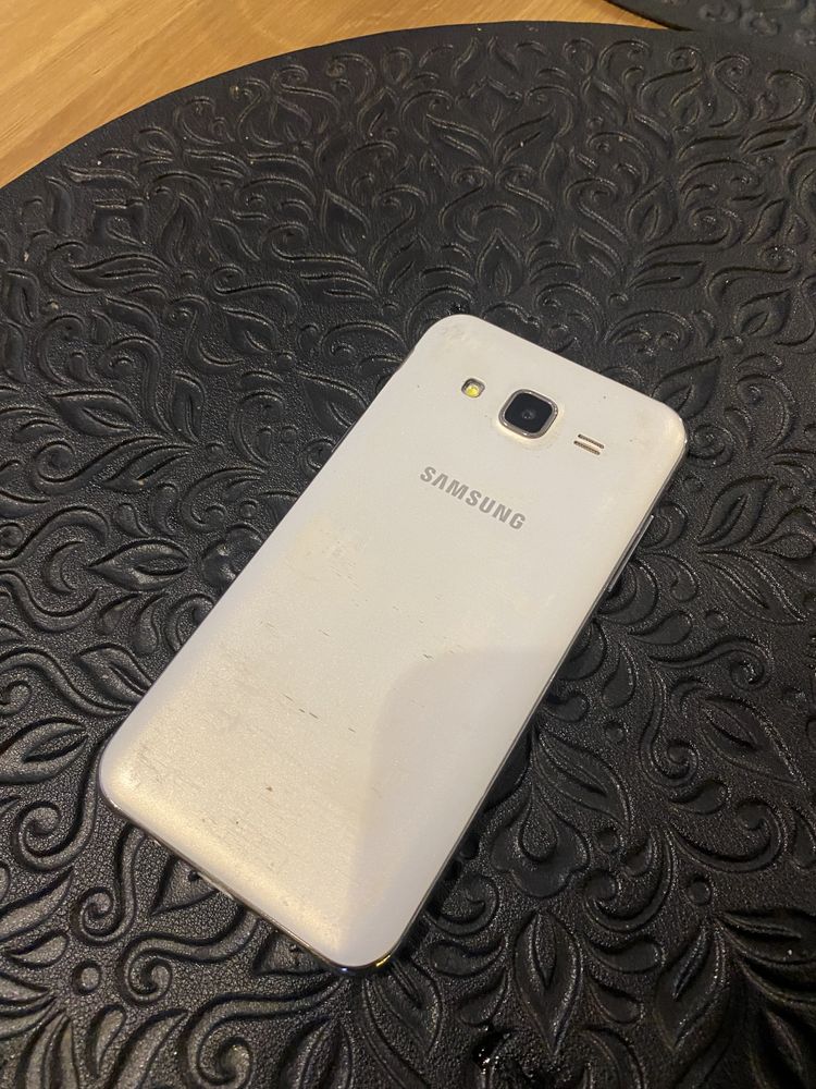 Samsung Galaxy J5