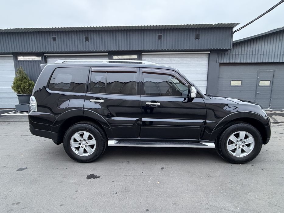 Mitsubishi Pajero Wagon 2009 3.0AT 4WD