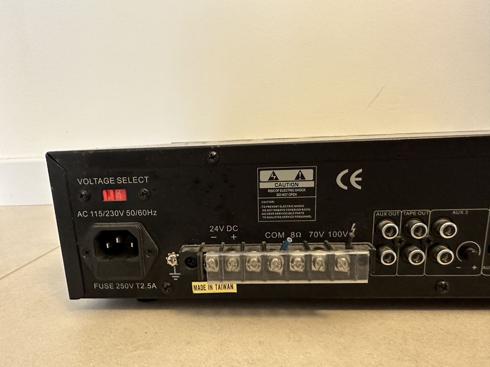 Wzmacniacz audio 100V/70V/8omów marki PA-Tech. Model QSM-606E.