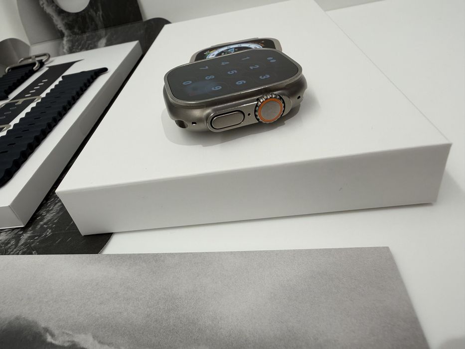 Apple Watch Ultra Titanium Case 49mm Midnight ocean band