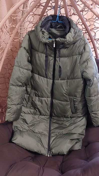 Зимова курточка жіноча