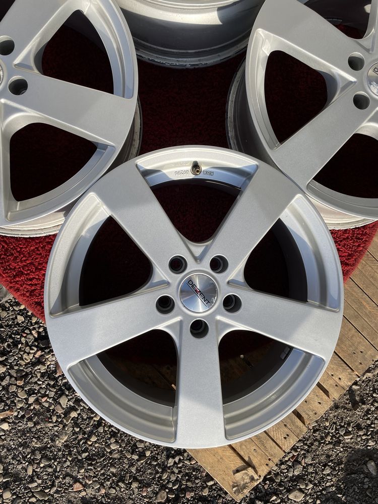 Dezent Volkswagen Tiguan Touran passat jetta R17 5x112