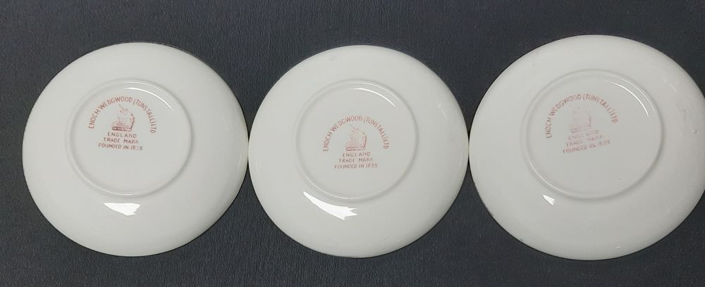 3 pratos de coleção