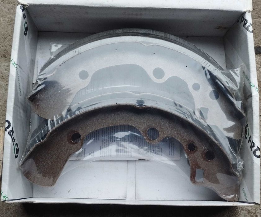 Барабанные торм. колодки   Ford Sierra 2 1987-93 и Mazda 626  1987-92