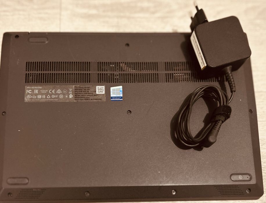 Lenovo idea pad S145-15AST