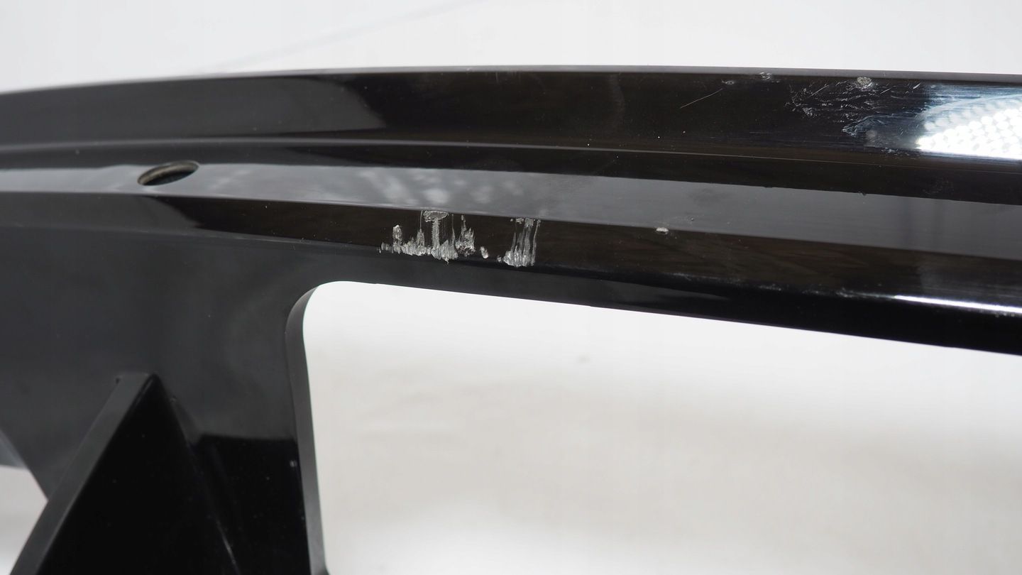 VW Tiguan R Line spoiler zderzaka tył 5NA807568G