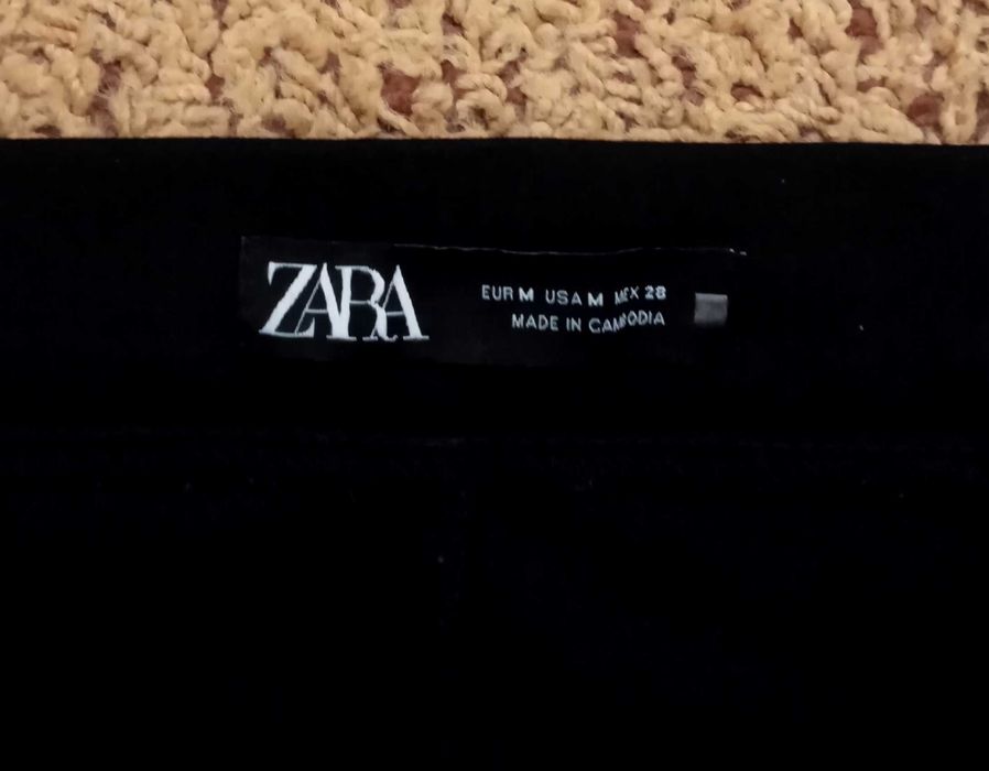 Брюки клёш Zara с разрезами р. М (28).