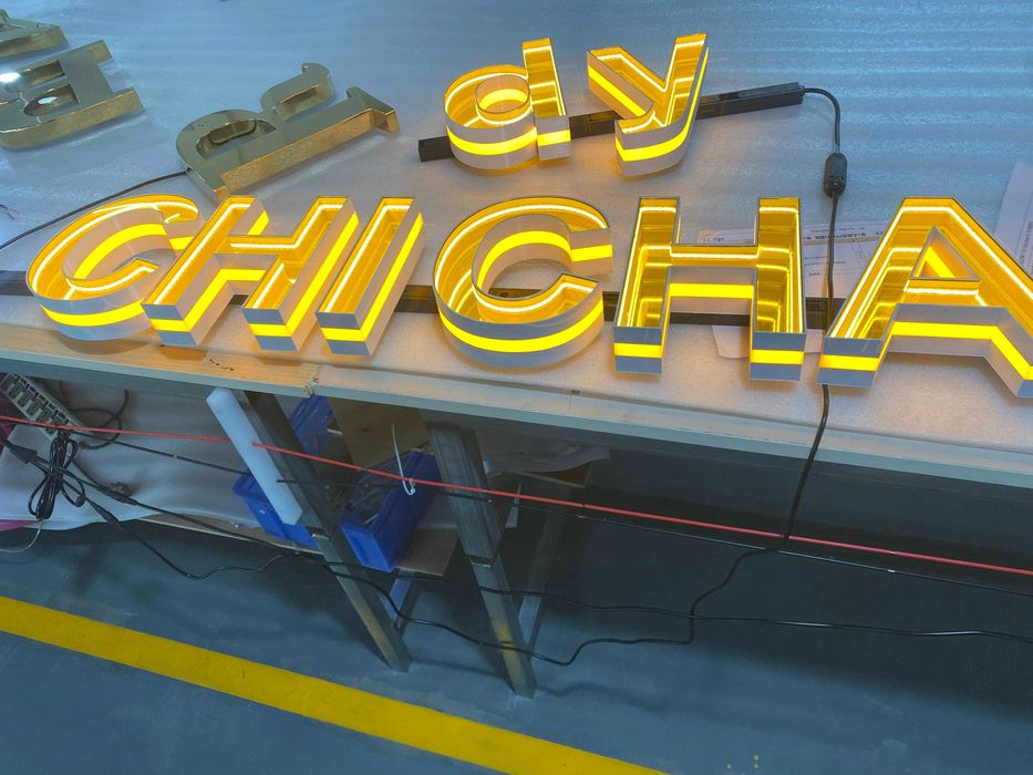 Letras Infinitas LED- Letreiros Luminosos com Efeito de Túnel Infinito