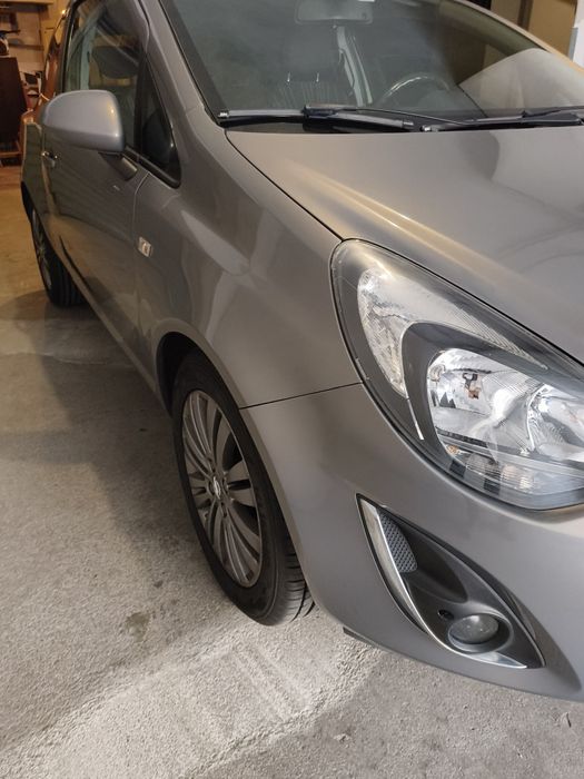 Opel corsa D 1.2 gasolina 3 portas de 2014