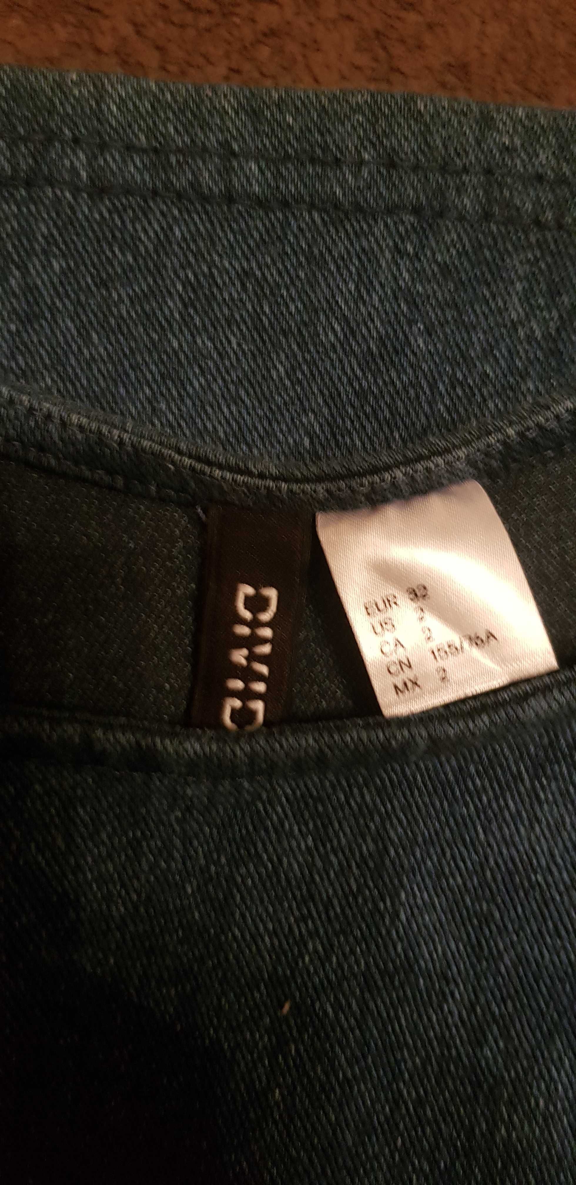 Sukienka ala dżins jeansowa z wycięciem na plecach idealna na lato