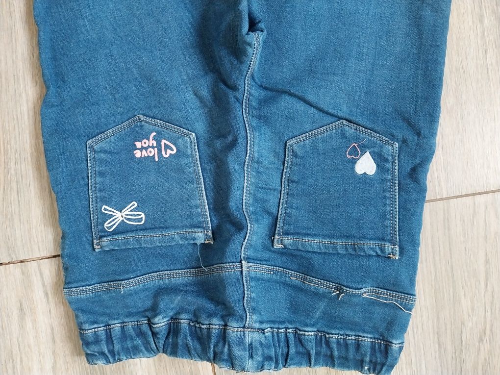 Jeansy marki Reserved rozm. 128