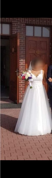 suknia ślubna plus dodatki