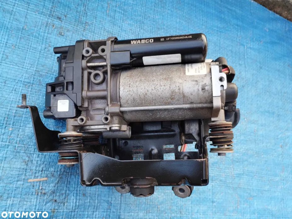 Компресор пневмопідвіски wabco Audi q7 4m ауді ку7 кю7 4м