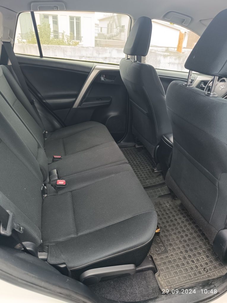 Toyota RAV 4 дизель 2015 року
