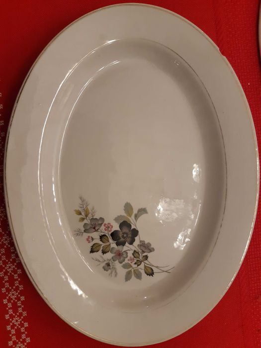 Bules de Porcelana  Branca Travessas Sacavem Capôa