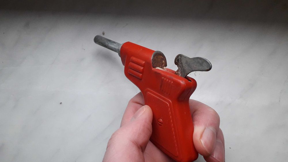 Pistolet zabawka PRL