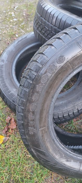 Резина зимняя 195/65/15