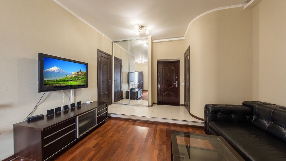 3-х подобово, Botanic Towers, метро.