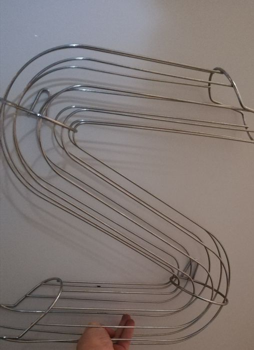 Fruteira em metal para pendurar em S