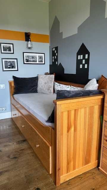 Łóżko młodzieżowe, dziecięce drewniane 212x99 wraz z materacem