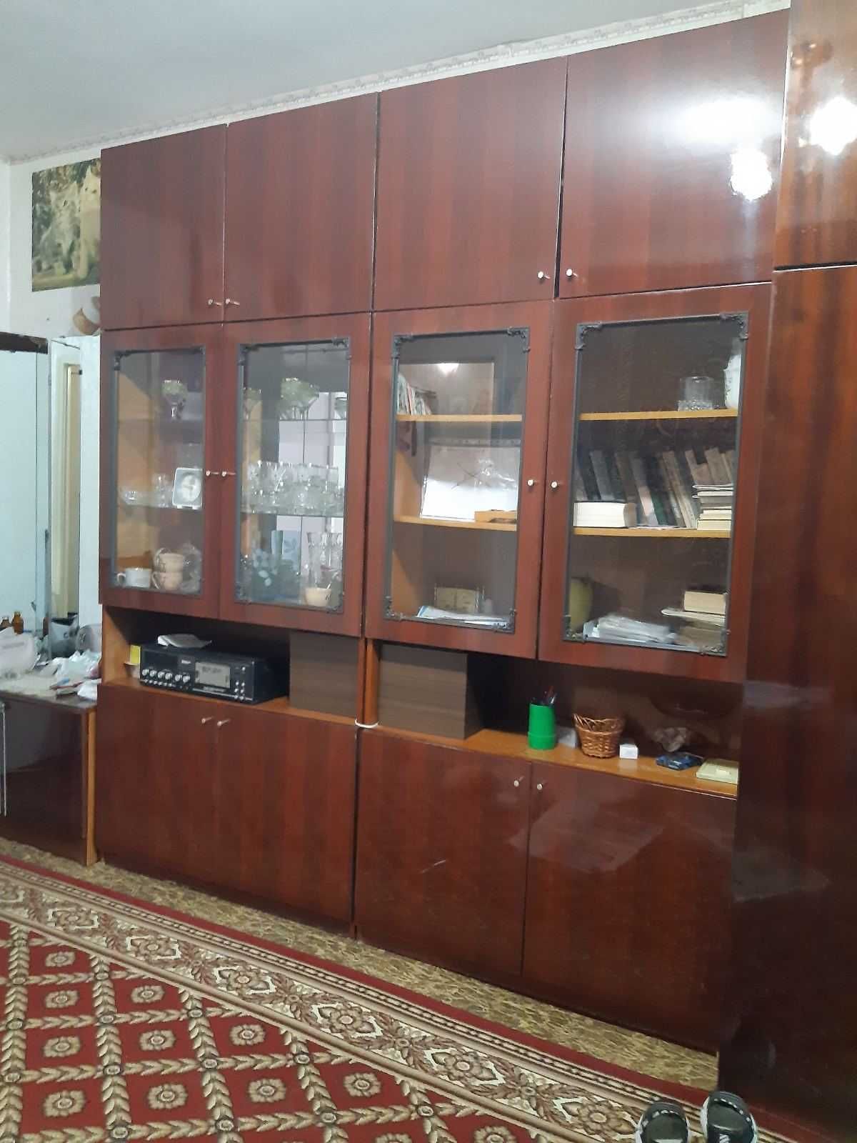 Продам меблі б/у