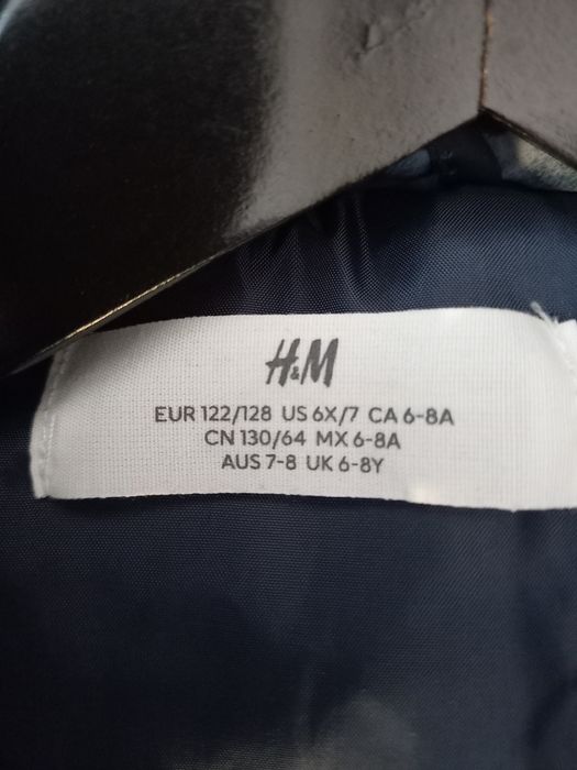 Kamizelka chłopięca z kapturem