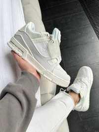 Кросівки Louis Vuitton Trainer Sneaker White. Білі кросівки на весну