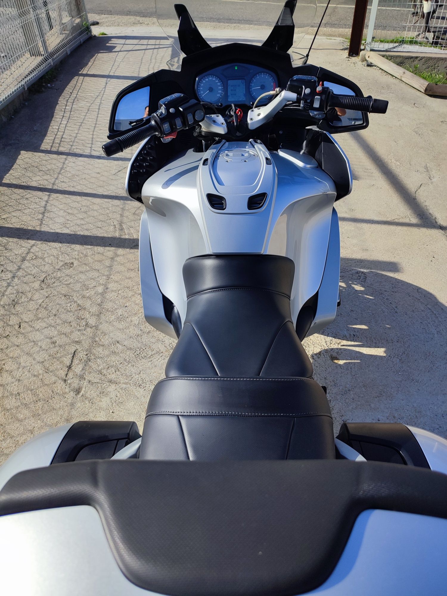 BMW r1200rt 2009 full extras