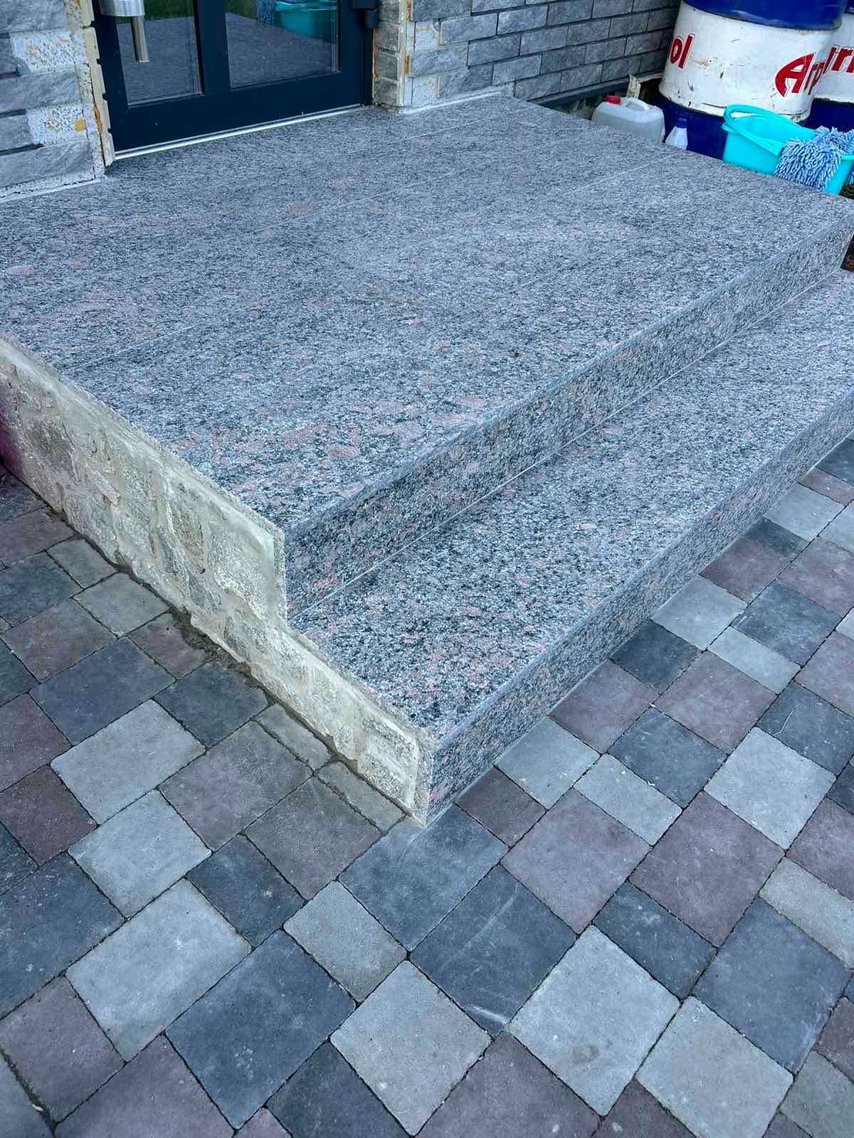Плитка гранітна, сходи, підвіконня, стільниця, подвіря