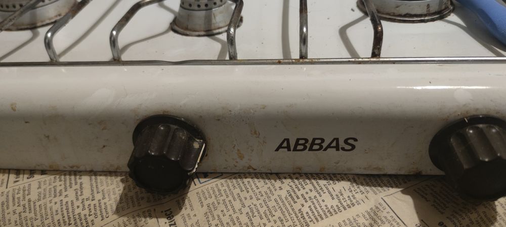 Kuchenka gazowa firmy Abbas , 3 palnikowa