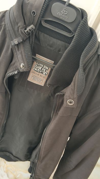 Casaco Impermeável com Capucho Springfield - M