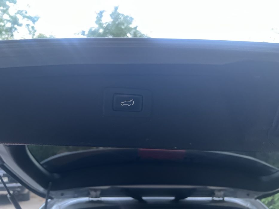 Субару аутбек 2017 газ- бензин