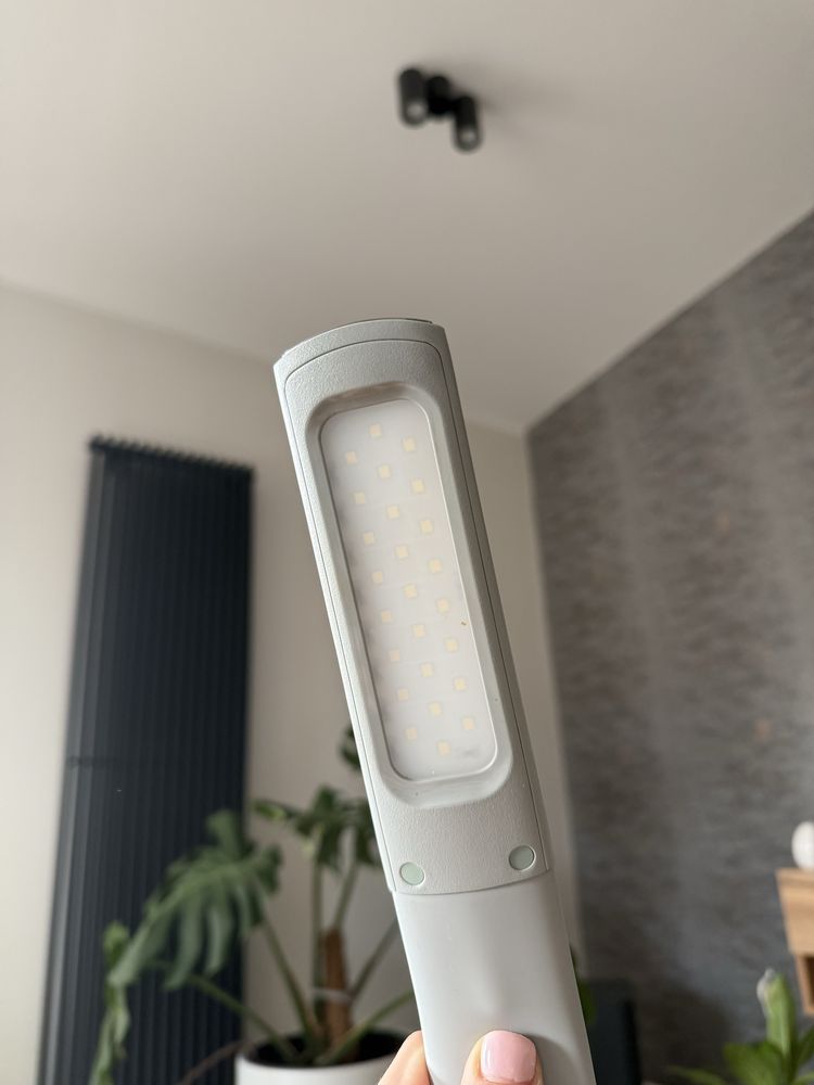 Lampka led biurowa
