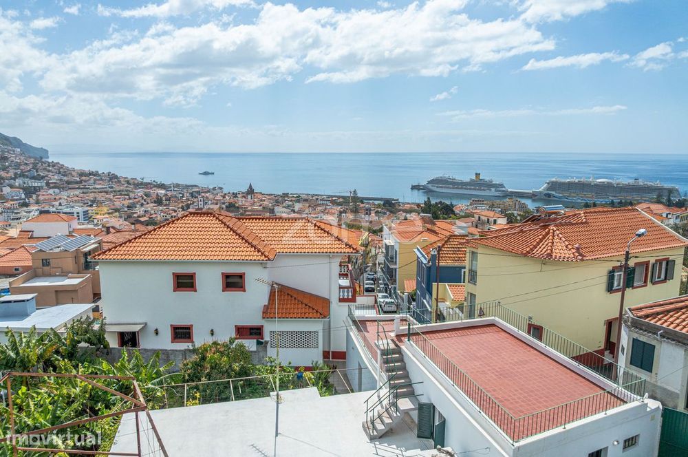 Moradia T3 + T0 a 5minutos a pé do Centro do Funchal