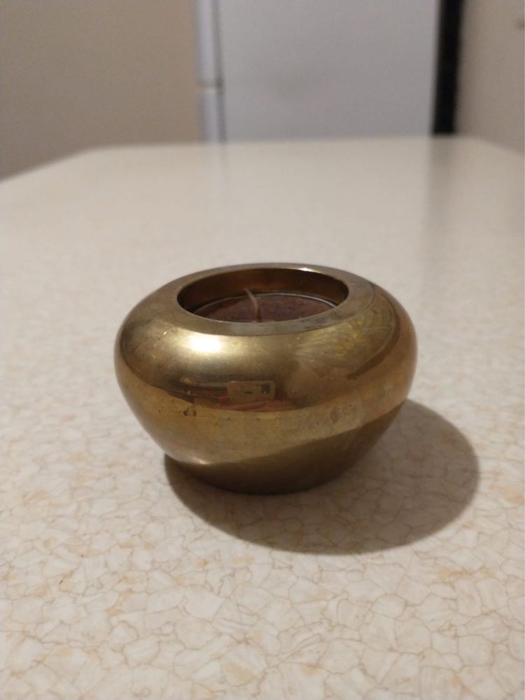 Mosiężny świecznik 7.5 cm szerokości
