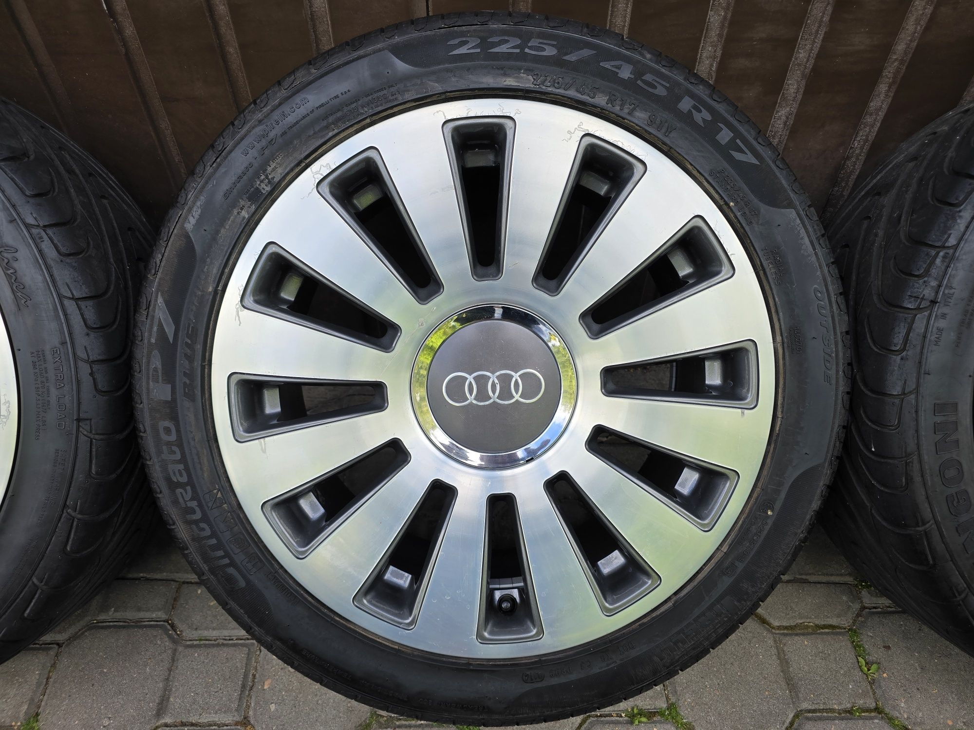 Felgi z oponami 225/45R17 Audi 80 4x108 90 VW Golf Passat 200 100