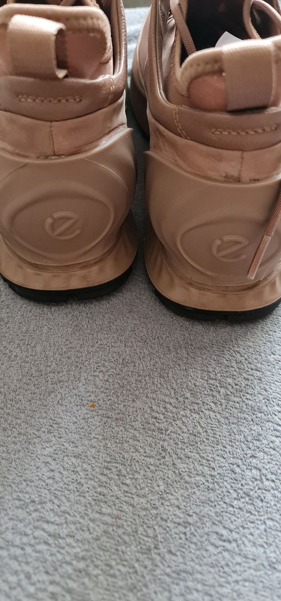 Buty Ecco phorene nowe rozmiar 42 ja noszę Adidas 43.1/3  idealny rozm