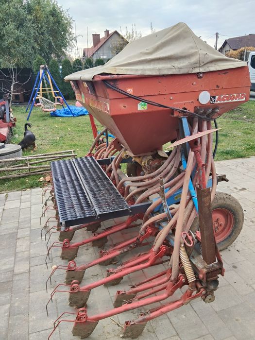 Siewnik 3m amazon Accord