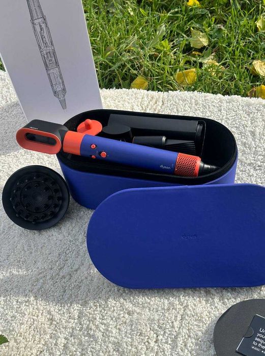 Мультистайлер HS08 з дифузором Straight & Wavy Vinca Blue/Topaz