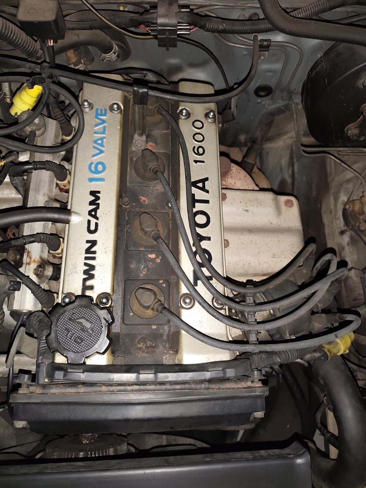 Toyota Corolla GT TwinCam 1.6 C.C. 16 Válvulas AE86