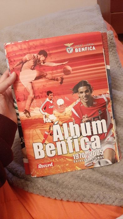 Caderneta Record do Benfica