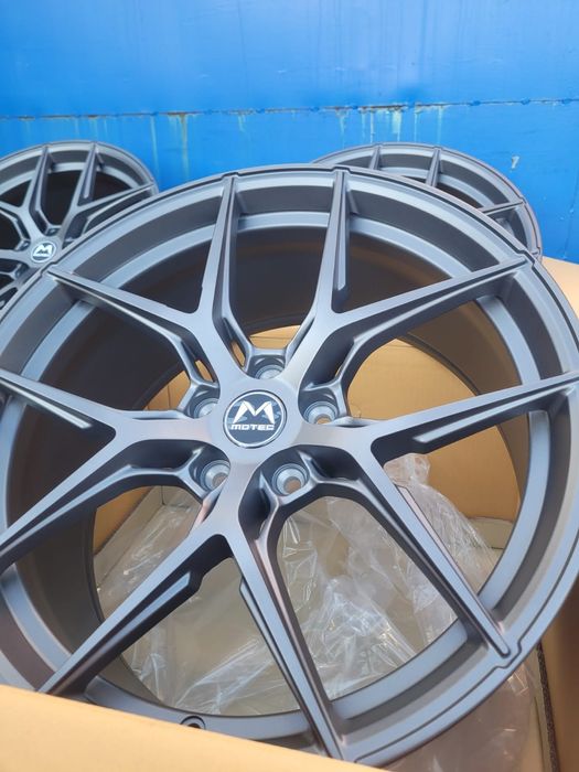 Felgi aluminiowe 5x114.3 9.5j et 37 20" ford mustang