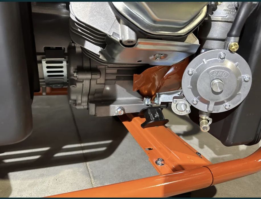 Генератор газ/бензин 3 кВт,  медная обмотка год гар