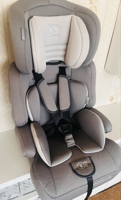 Автокрісло Kinderkraft Comfort Up 9-36 Kg