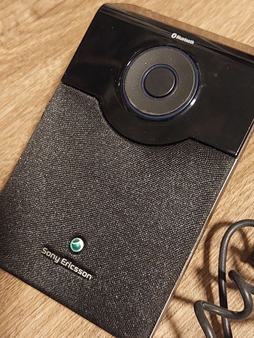 Zestaw głośnomówiący do auta Sony Ericsson