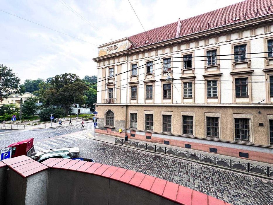 Оренда квартири у центрі Львова, вул. Словацького