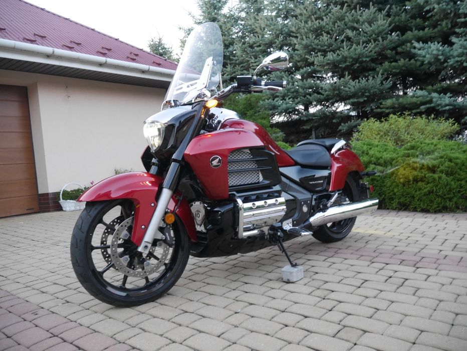 Honda Valkyrie GL 1800 zamiana
