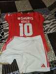 Equipamento Benfica