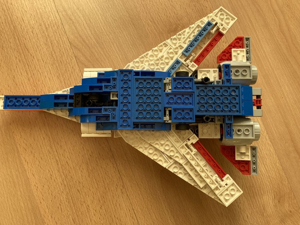 Lego 4953 Creator 3 w 1 - odrzutowce, samolot - stan bardzo dobry