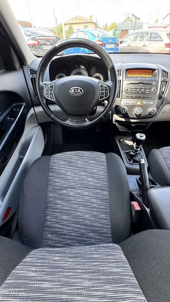 Киа Сиид Kia Ceed 2008 рік 1.4 бенз